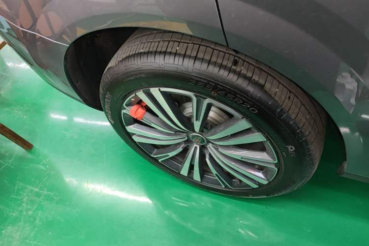 Used Hongqi HS6 PHEV 2026 240 Smart Hybrid Version