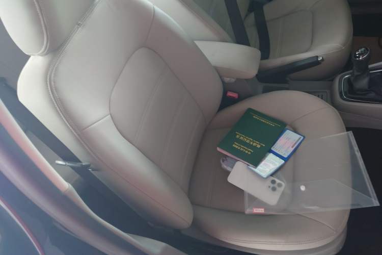 Used Volkswagen Bora 2014 1.6L Manual Fashion Edition
