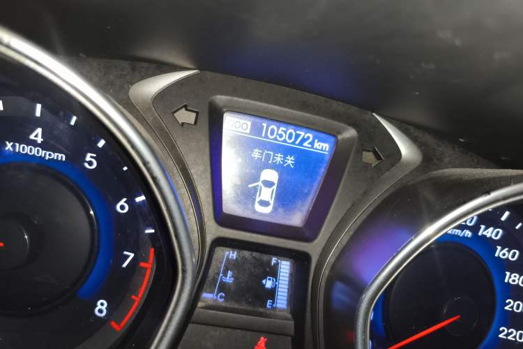 Used Hyundai Elantra (5th Generation / Langdong) 2012 1.6L Manual Leading Model
