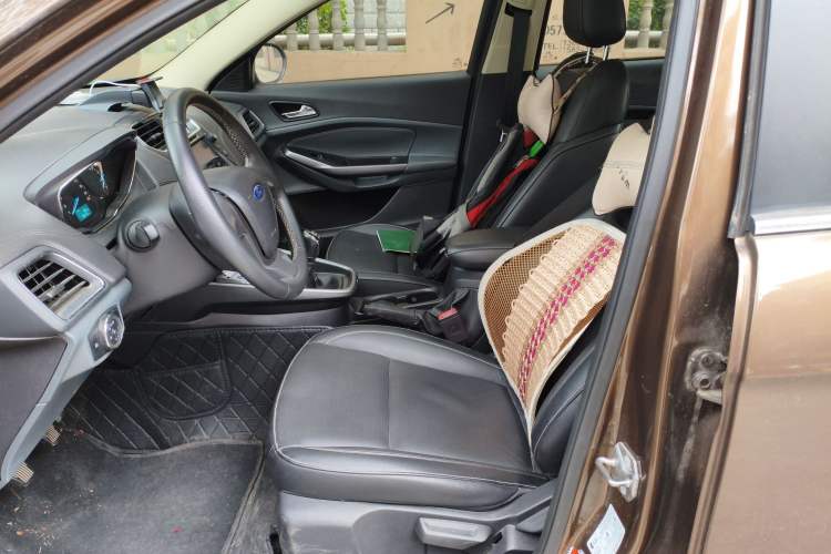 Used Ford Escort 2015 1.5L Manual Fashion Edition Left Front Seat