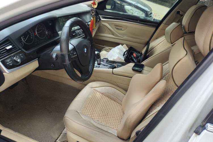 Used BMW 5 Series 2013 525Li Luxury Model