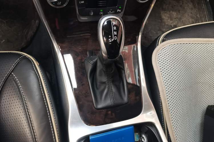 Used Volvo S80L 2015 2.0T T5 Luxury Executive Edition