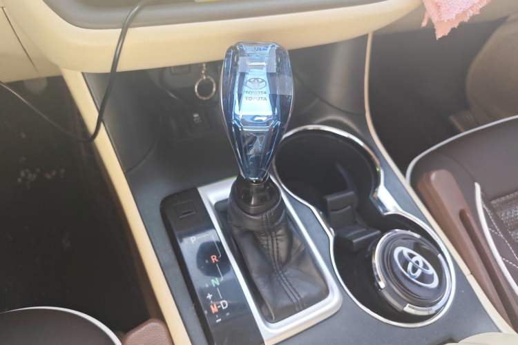 Used Toyota Highlander 2018 2.0T Four-Wheel Drive Elite Edition 7 Seats China VI Standard
