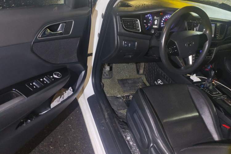 Used Hyundai Mistra 2016 1.8L Automatic Smart GLS Driver Seat