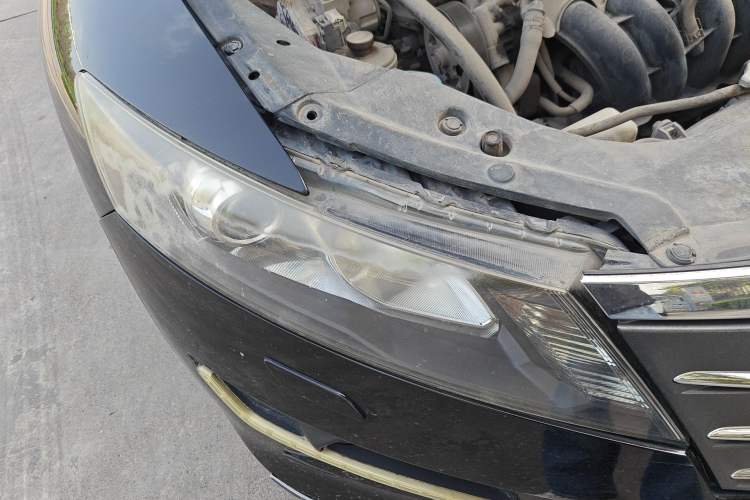 Used Honda Crosstour 2012 2.4L Luxury Edition Right Front Headlight