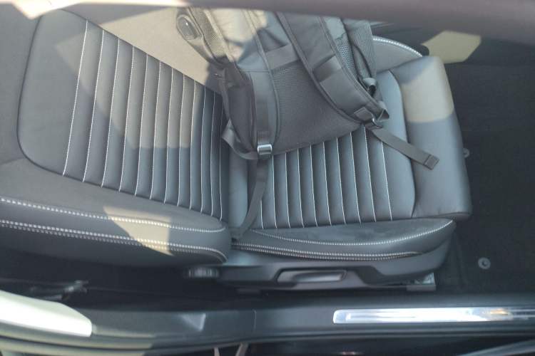 Used Volkswagen Magotan 2020 280TSI DSG Comfort Edition Right Front Seat