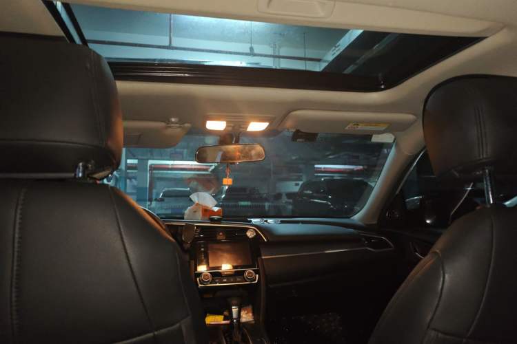 Used Honda Civic 2016 220TURBO CVT Luxury Edition Headliner