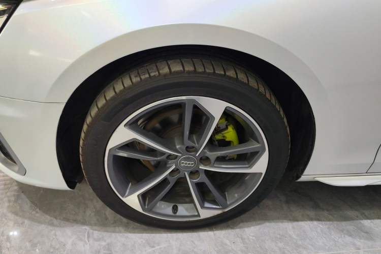 Used Audi A4L 2020 40 TFSI Fashion Dynamic Model Exterior 4