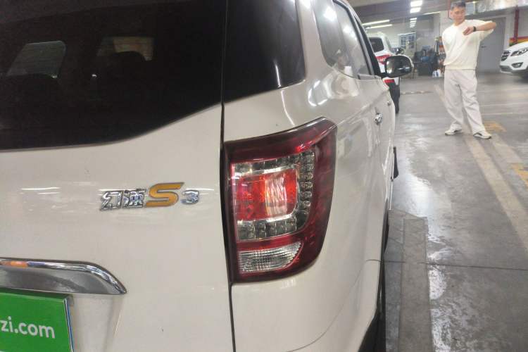Used HYOSOW S3 2016 1.5L Manual Luxury Edition China IV Emission Standard Right Rear Taillight