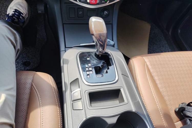 Used BYD S7 2016 2.0T Automatic Prestige Plus
