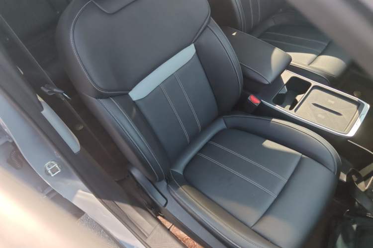 Used Venucia VX6 2024 520 Travel Edition