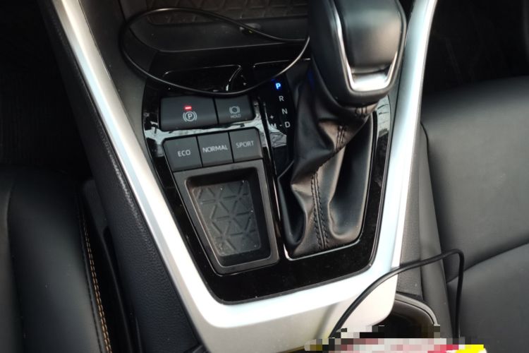 Used Toyota RAV4 2024 2.0L CVT Two-Wheel Drive Fashion Plus Edition Gear Lever