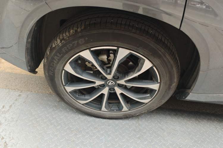 Used CHANGAN UNI-Z New Energy 2024 Blue Whale Smart Electric iDD 125km Beyond Edition Exterior 5