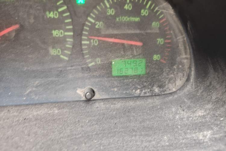 Used Jinbei Hiace 2011 2.0L 5th Generation Kuaiyunwang Standard Version 4G19