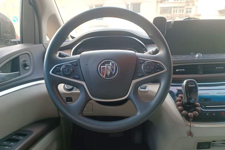 Used Buick GL8 2023 Land Executive Class Smart Enjoyment Model