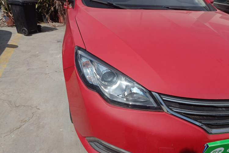 Used Roewe 360 2017 1.5L Automatic Luxury Edition
