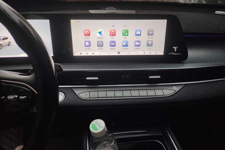 Used Chery Tiggo 8 PRO 2025 290T Two-Wheel-Drive Luxury Edition Audio And AC Panel