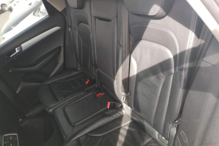 Used Audi Q5 2012 2.0TFSI Technology Model Left Rear Seat