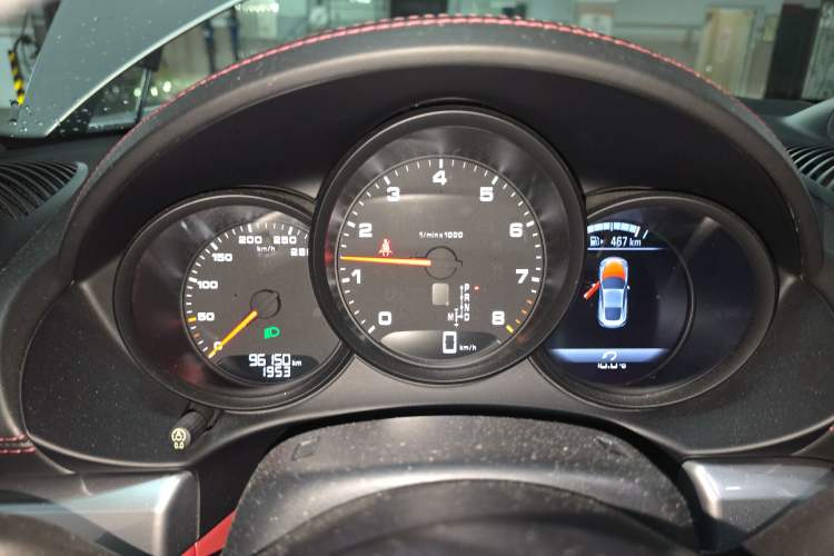 Used Porsche 718 2016 Cayman 2.0T
