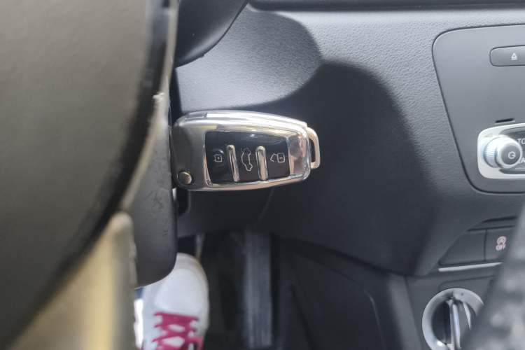 Used Audi Q3 2015 35 TFSI Comfort Model