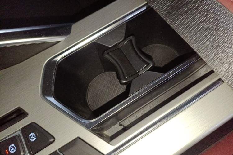 Used Geely Auto Coolray 2021 1.4T DCT Diamond Edition
