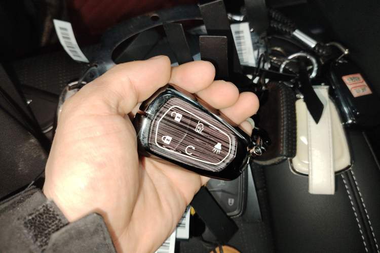 Used Cadillac XT5 2025 2.0T Prestige Version