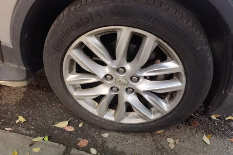 Used Buick Envision 2018 28T Four-Wheel Drive Luxury Model