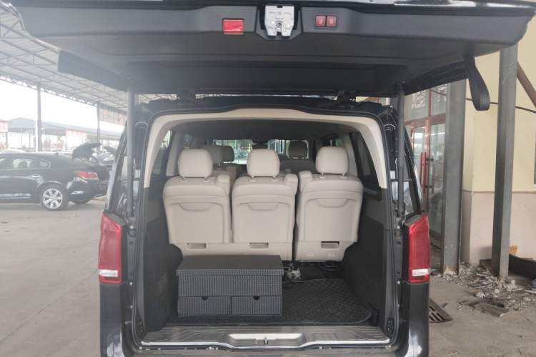 Used Mercedes-Benz Vito 2020 2.0T Elite Version 7 Seats