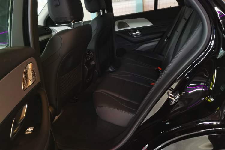 Used Mercedes-Benz GLE Coupe 2024 GLE 350 4MATIC Coupe SUV Fashion Model Left Rear Seat