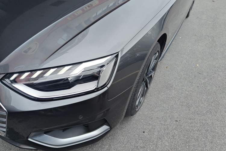 Used Audi A4L 2022 40 TFSI Stylish and Elegant Edition Left Front Headlight