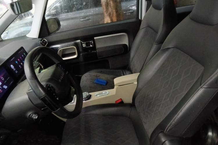 Used Baojun KiWi EV 2023 DJI Edition Lithium Iron Phosphate Left Front Seat