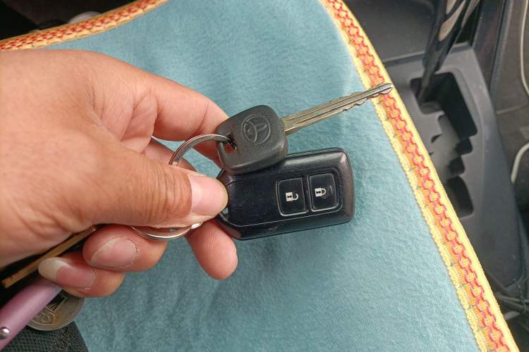 Used Toyota Vios 2014 1.3L Automatic Standard Edition Vehicle Key