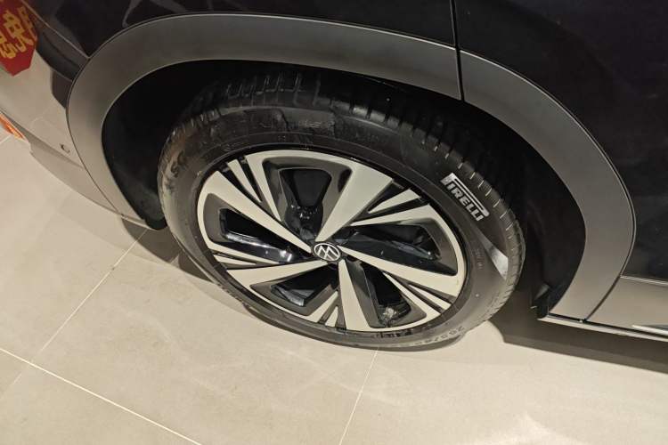 Used Volkswagen ID.6 CROZZ 2022 Long-Range PRO Edition Exterior 8