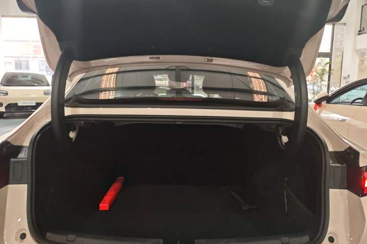 Used Leapmotor B01 2025 550 Enjoyment Edition Trunk