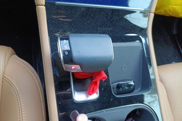 Used Li Auto ONE 2021 Extended-Range 6-Seater Version Gear Lever