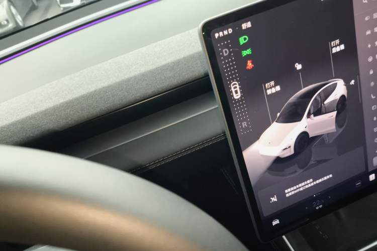 Used Tesla Model Y 2025 Long-Range All-Wheel Drive First Edition