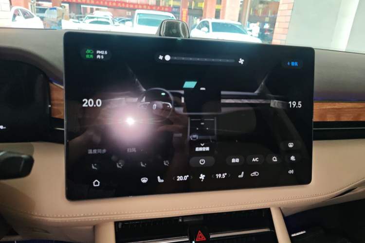 Used Hima AITO M7 2024 1.5T Four-Wheel Drive Plus Version 5 Seats
