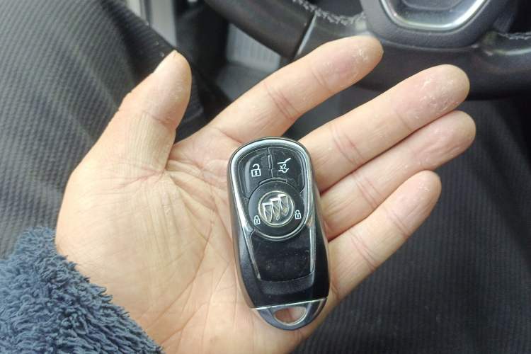 Used Buick Envision 2018 28T Four-Wheel Drive Luxury Model Vehicle Key