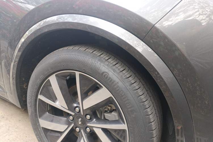 Used Li Auto L8 2023 Pro Model Exterior 7