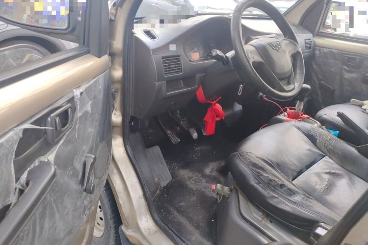 Used Wuling Rongguang 2019 1.5L Extended-Body Van Base Model with 5 Seats