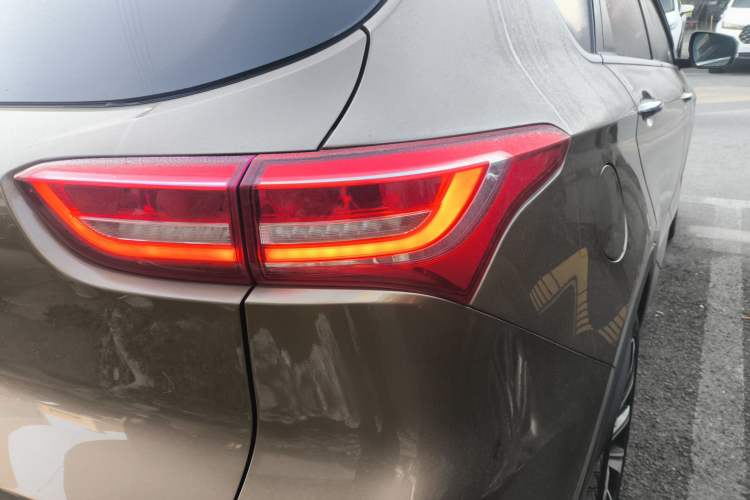 Used JETOUR X70S 2019 1.5T Automatic ZHENG TU Version China V Standard