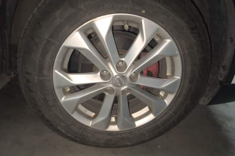 Used Nissan X-Trail 2014 2.5L CVT Luxury Edition 4WD
