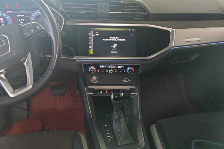 Used Audi Q3 2020 35 TFSI Ambition Dynamic Edition Audio And AC Panel