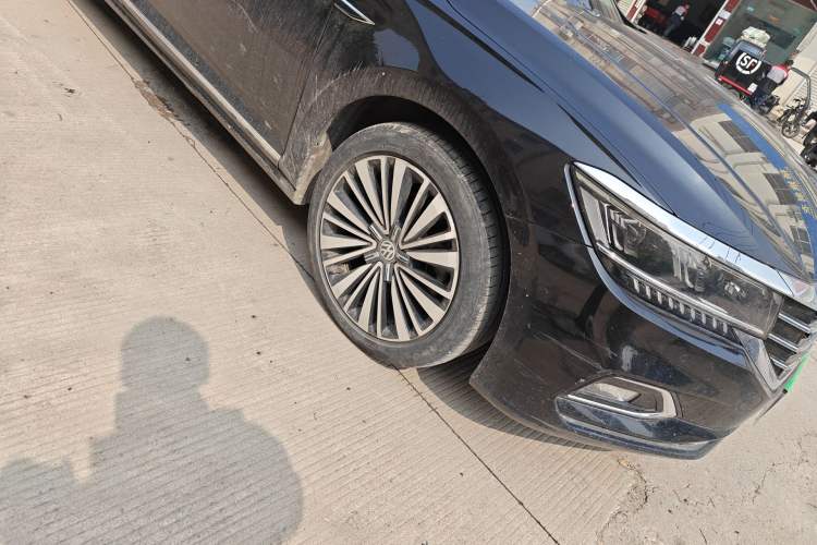 Used Volkswagen Passat 
