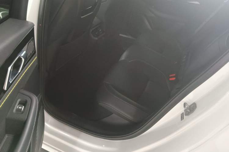 Used Lynk & Co 03 2023 1.5TD DCT JingPro Left Rear Seat