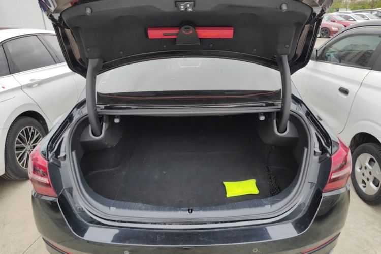 Used Hongqi H5 2022 Classic Model Facelift 1.5T DCT Qiyun Edition Trunk