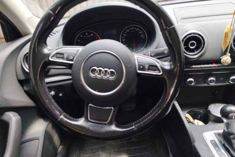 Used Audi A3 2016 Limousine 35 TFSI Prestige Edition
