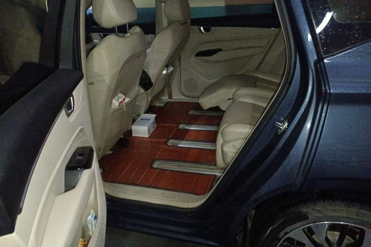 Used Wuling Victory 2022 280T 1.5T CVT Flagship Edition Left Rear Seat