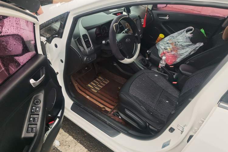 Used Kia K3 2013 1.6L Manual GLS