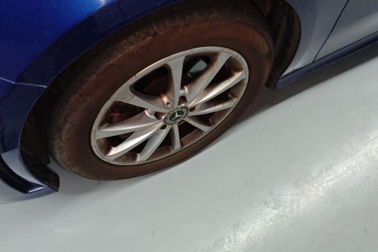 Used Mercedes-Benz A-Class 2021 A 200 L Sport Sedan Fashion Model
